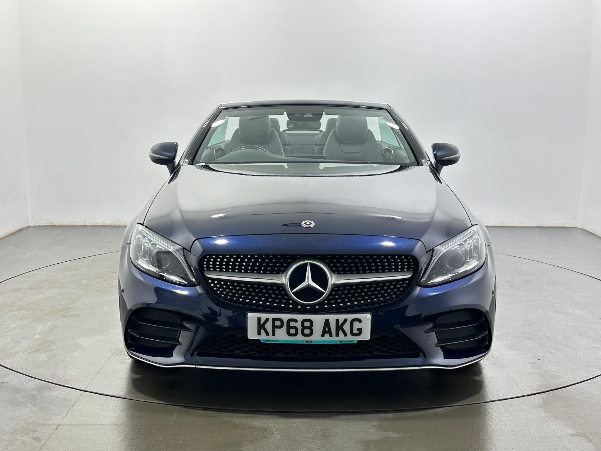 Mercedes-Benz C Class view 3