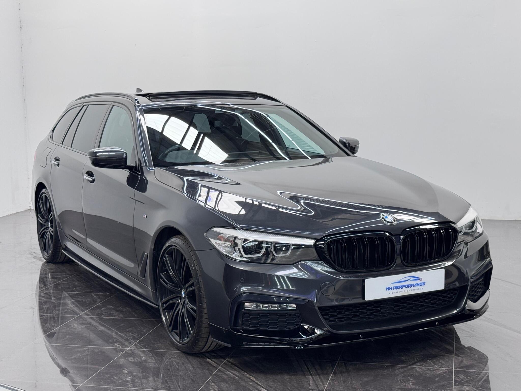 BMW 5 Series view 32
