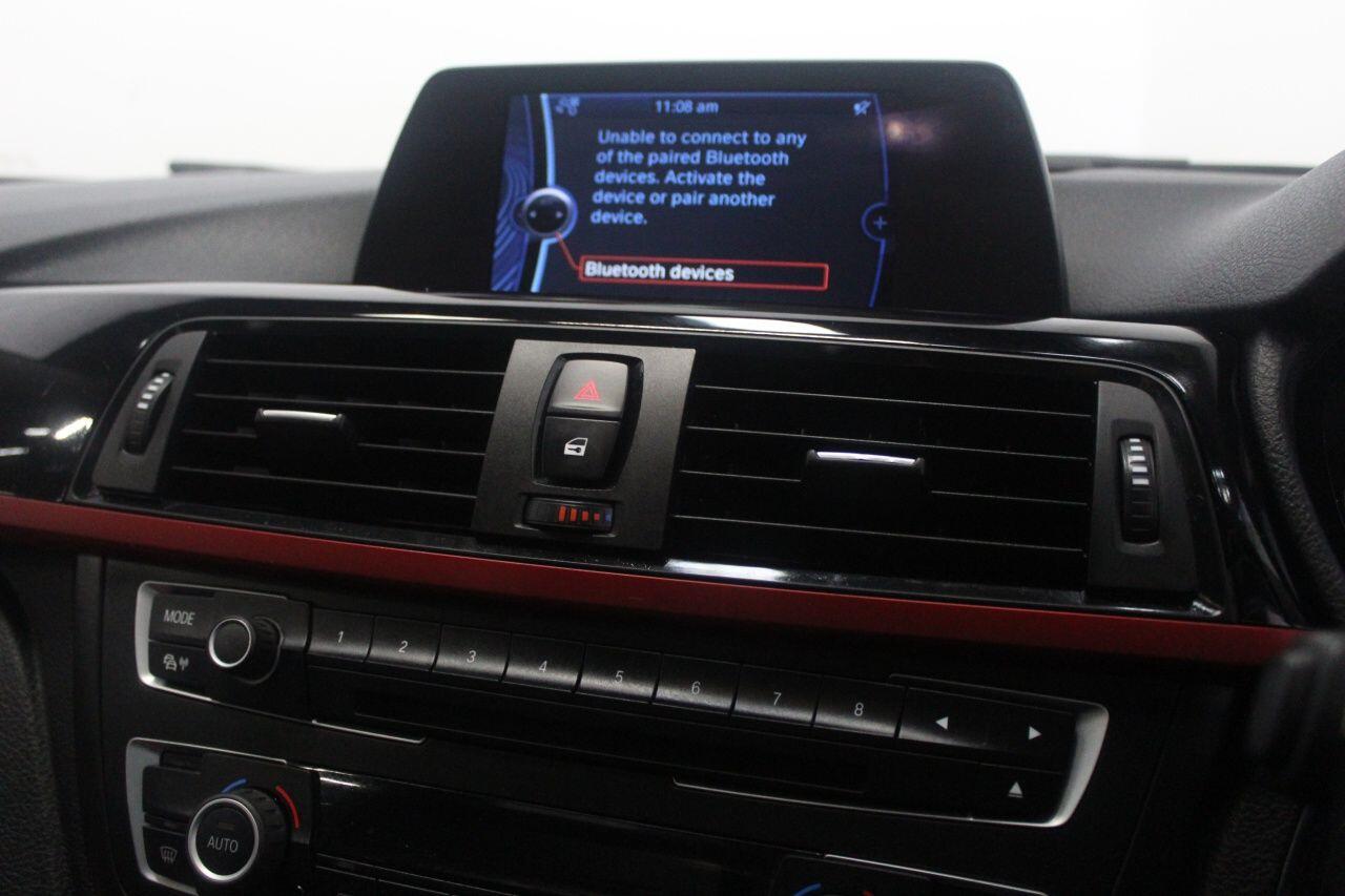 BMW 3 Series view 34