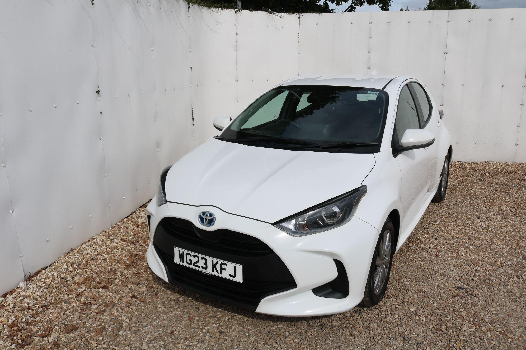 2023 Toyota Yaris in White for sale