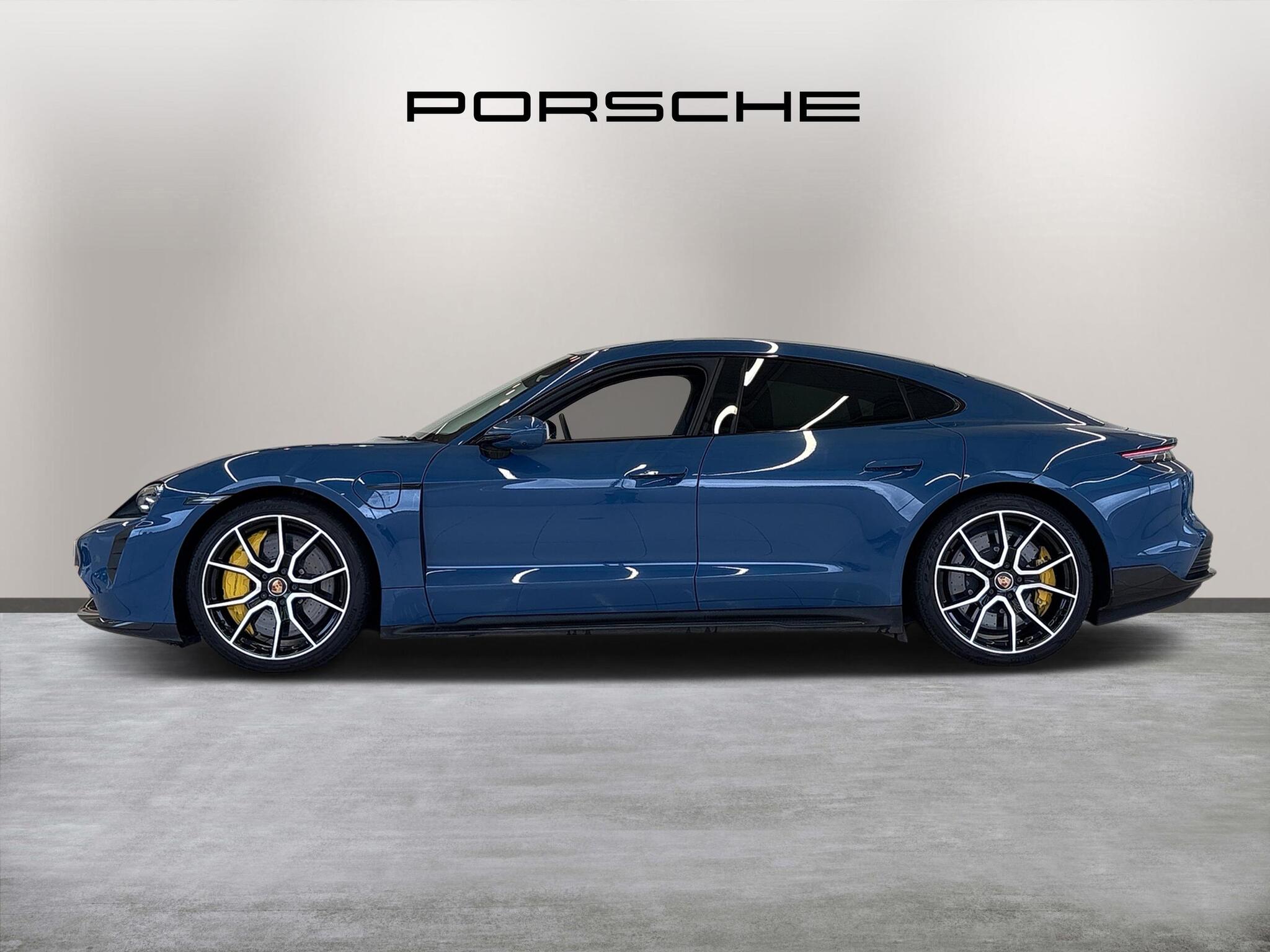Porsche Taycan view 4
