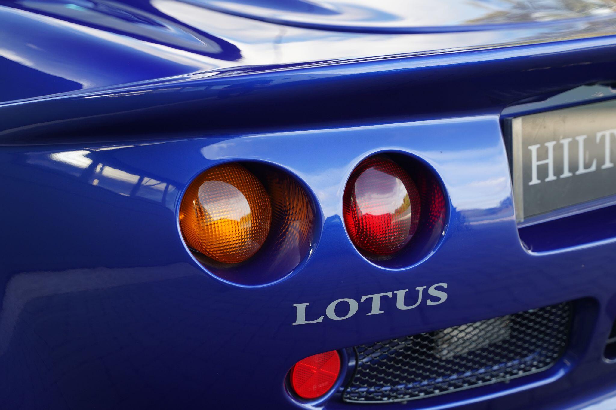 Lotus Elise view 67