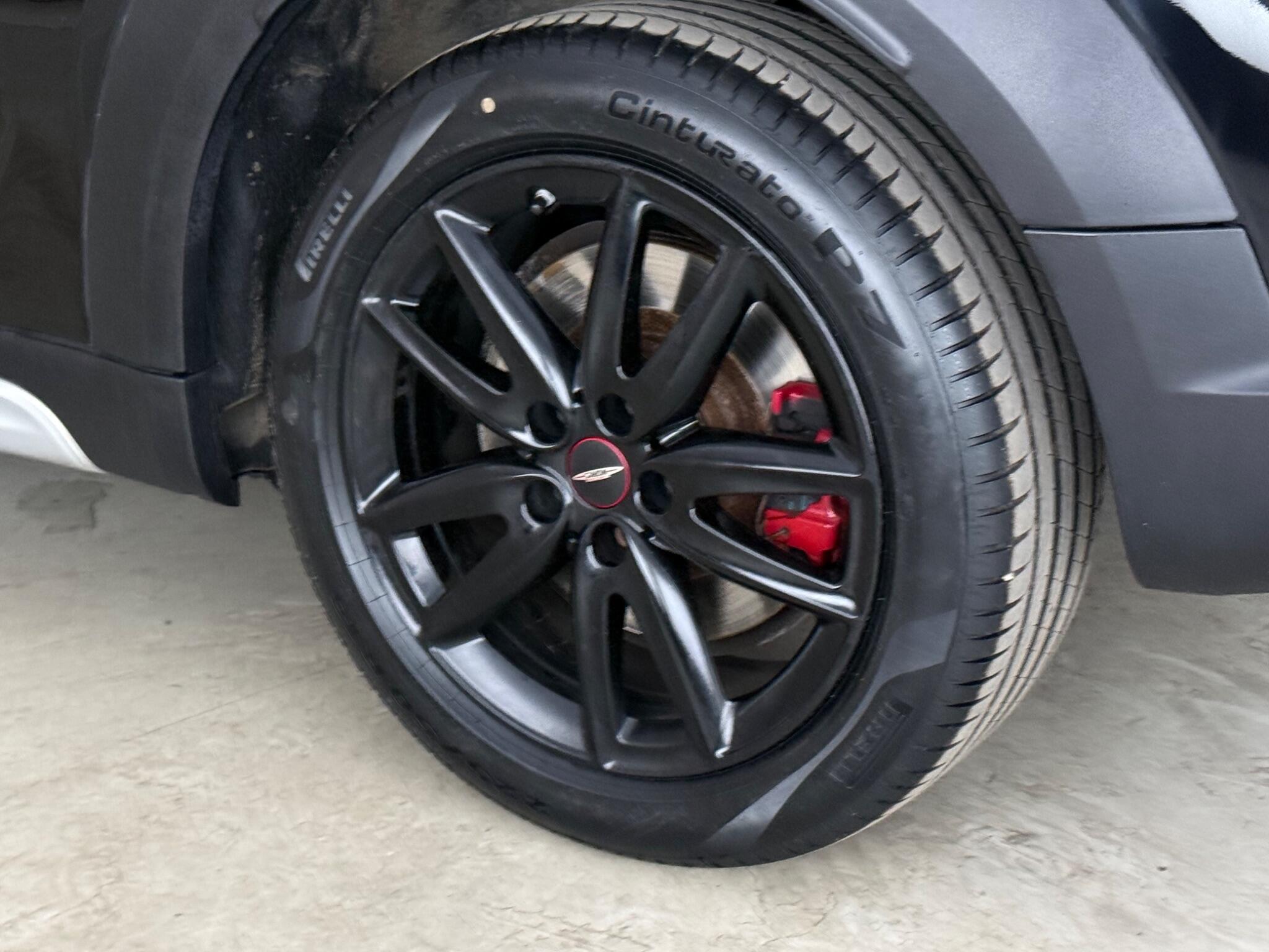 Mini Countryman view 8