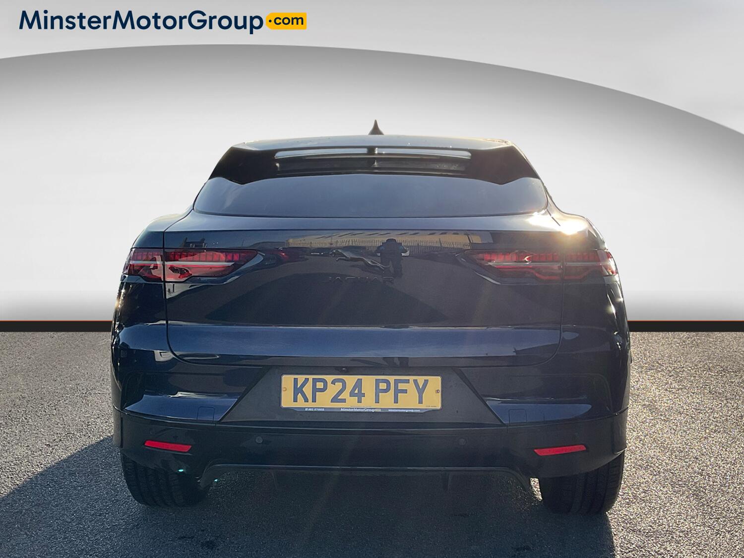 Jaguar I-Pace view 3