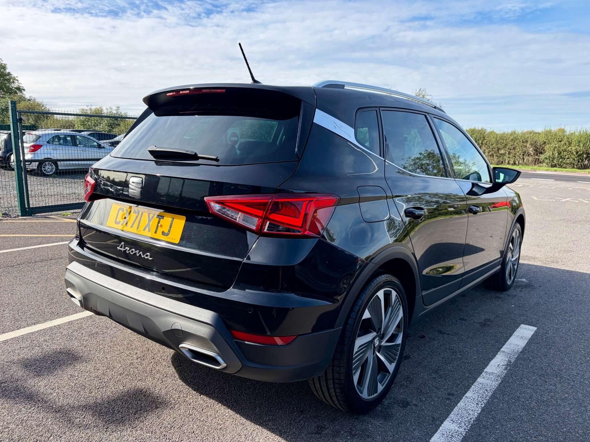 Seat Arona view 8