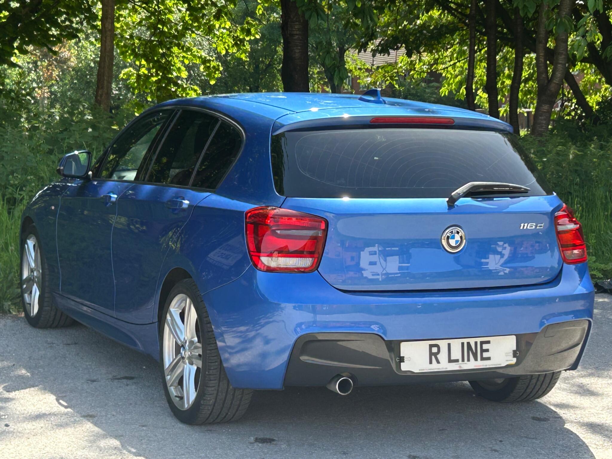 BMW 1 Series view 8