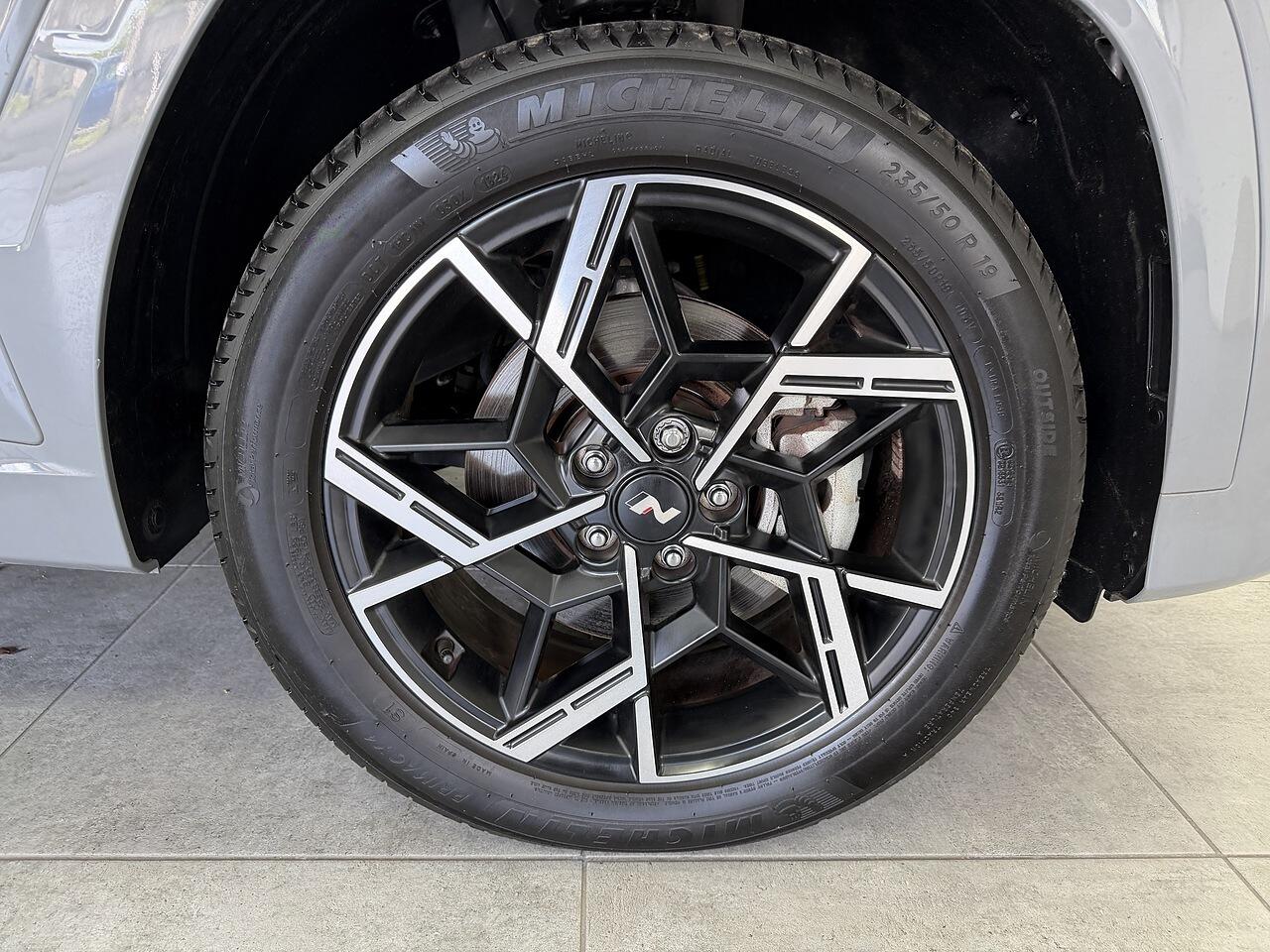 Hyundai Tucson view 32