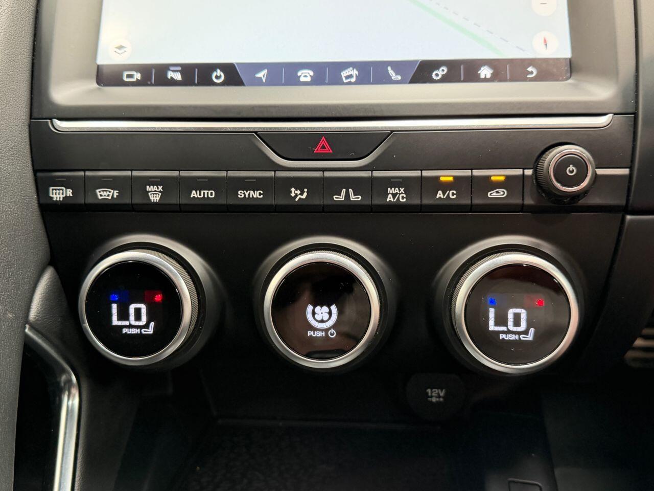 Jaguar E-Pace view 43