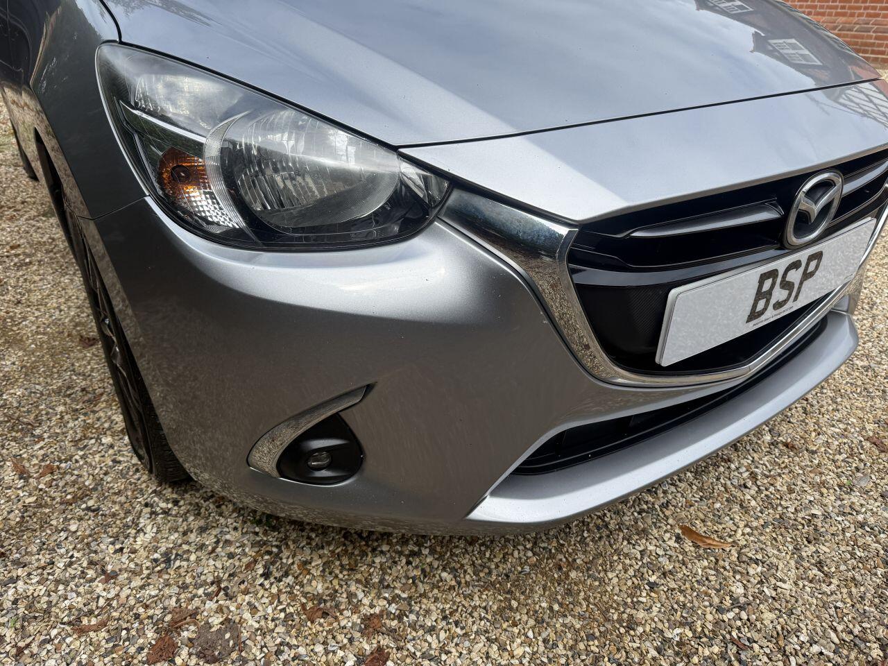 Mazda Mazda2 view 28