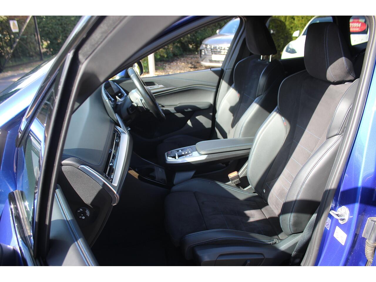 BMW 2 Series Active Tourer view 16