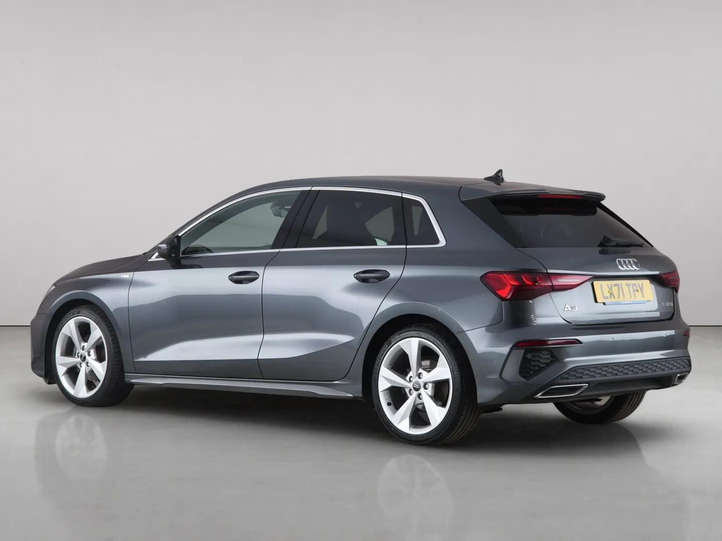 Audi A3 view 8