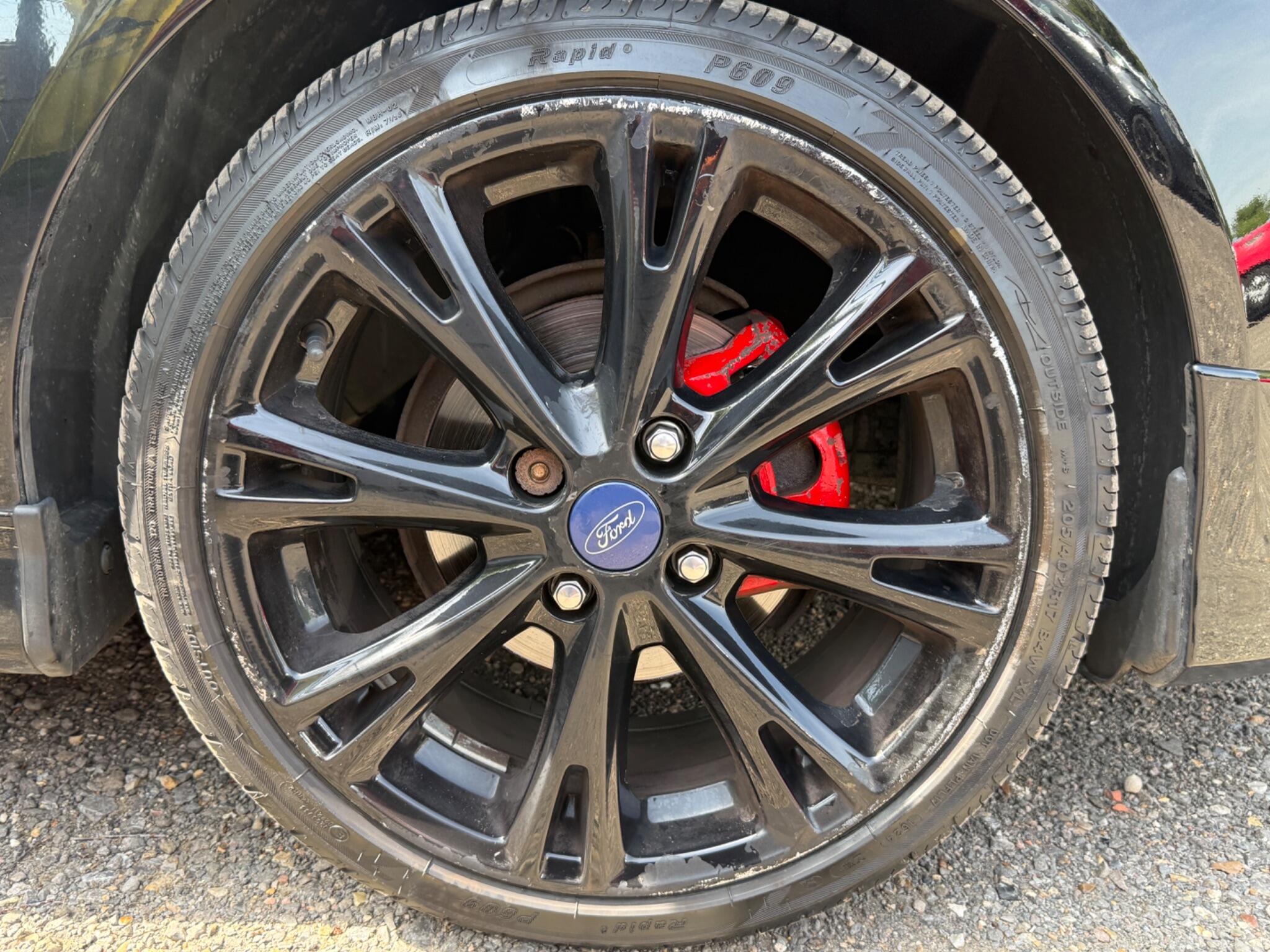 2016 Ford Fiesta image 31