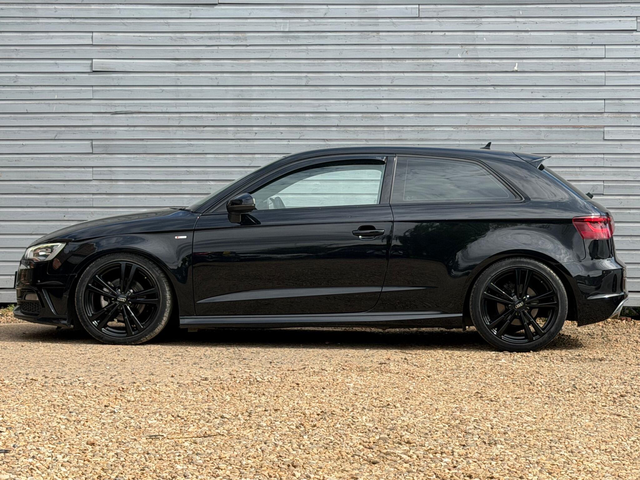 Audi A3 view 9