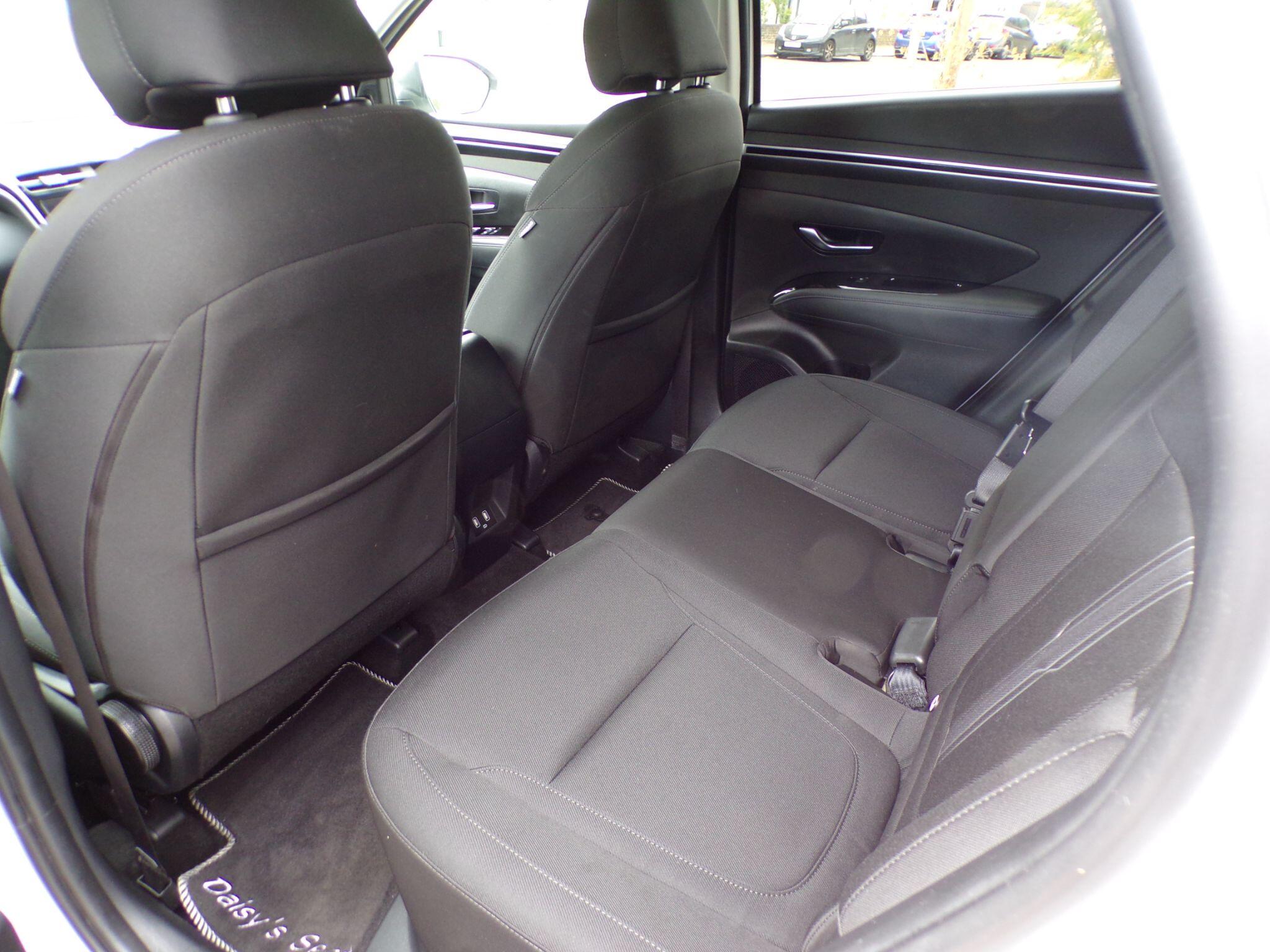 Hyundai Tucson view 12