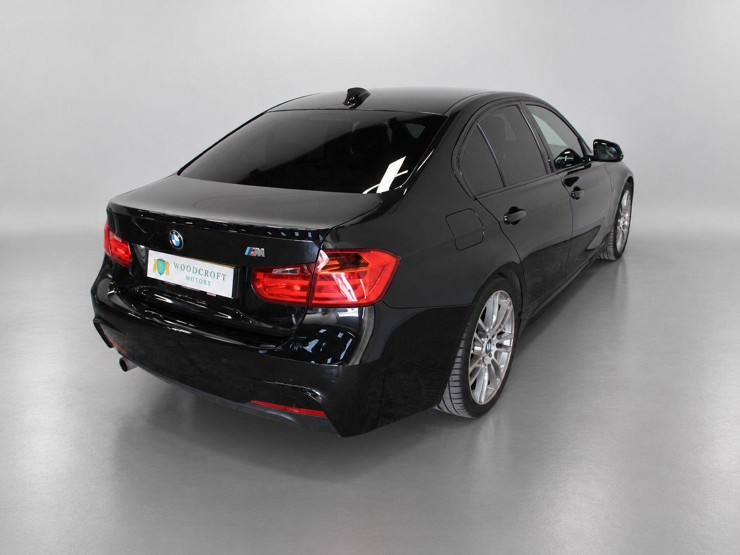 BMW 3 Series view 8