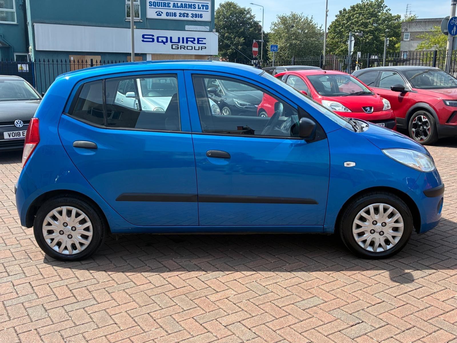 Hyundai i10 view 4