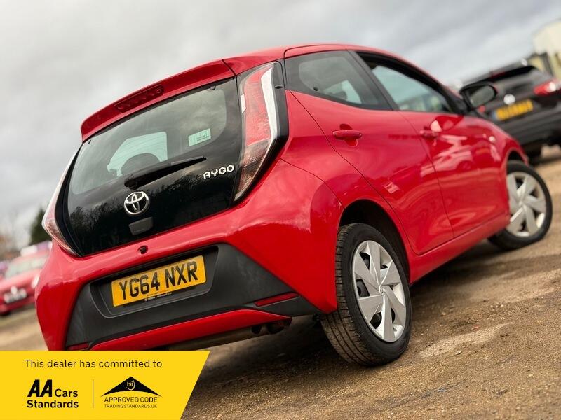 2014 Toyota AYGO image 25