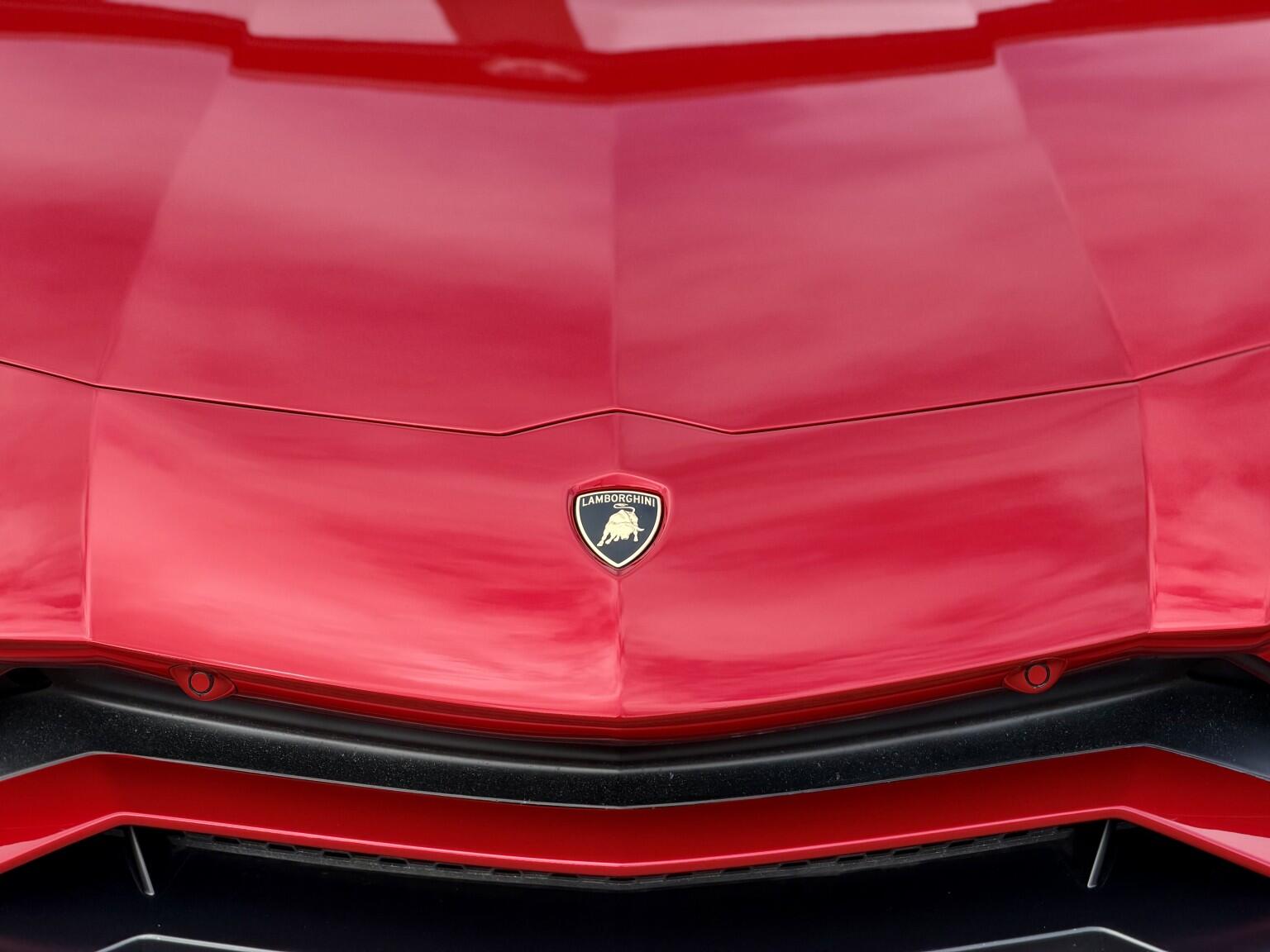 Lamborghini Aventador view 15