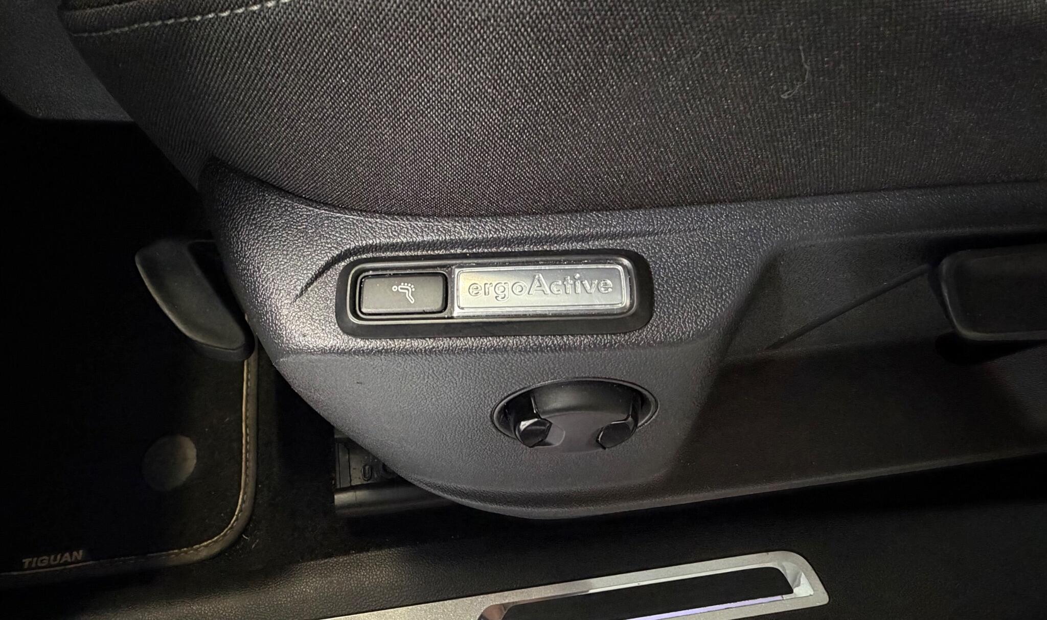 Volkswagen Tiguan Allspace view 37