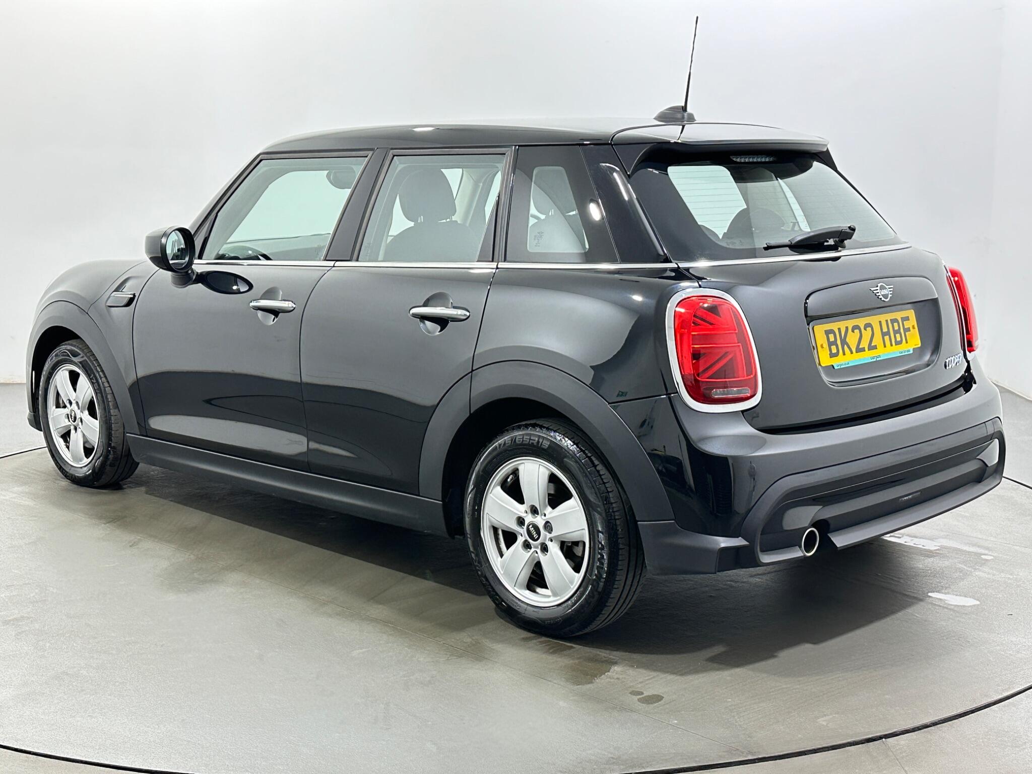 Mini Cooper view 6