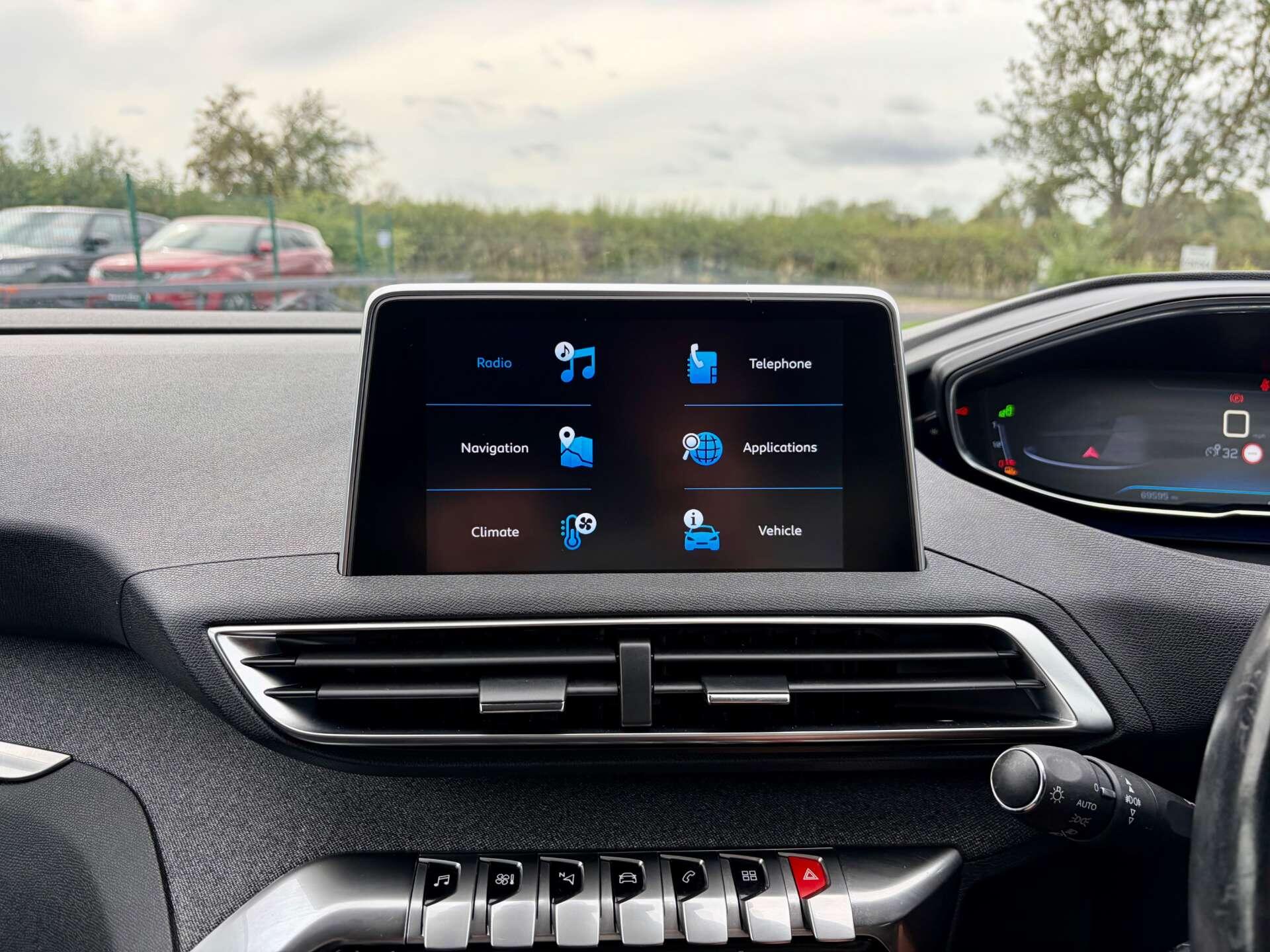 Peugeot 3008 view 37