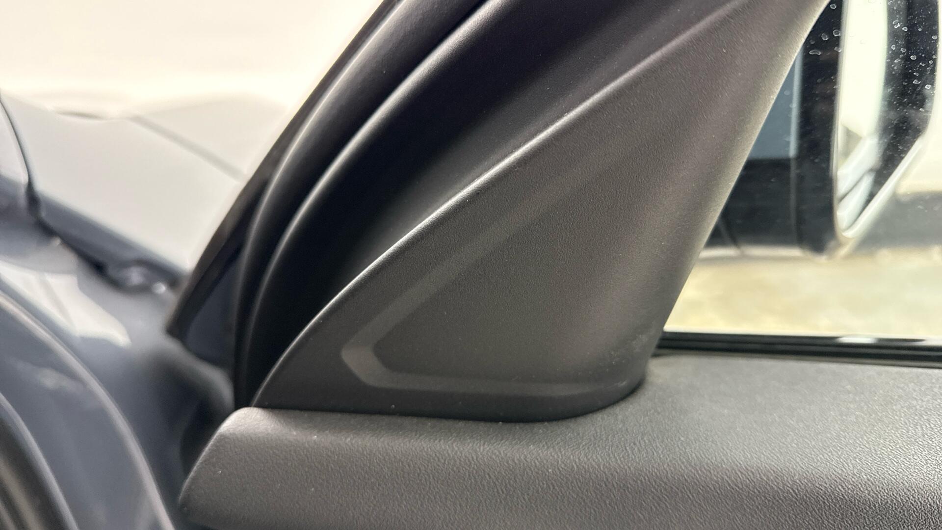 BMW 1 Series view 21
