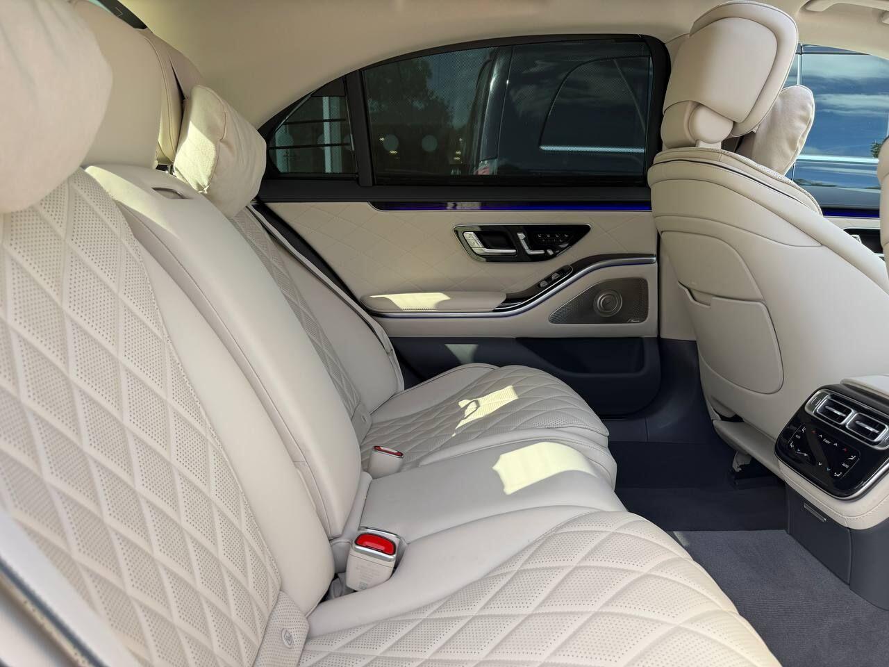 Mercedes-Benz S-Class view 20