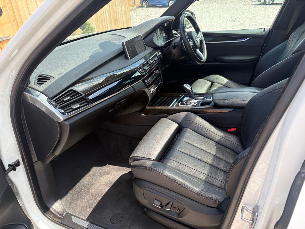 BMW X5 view 20