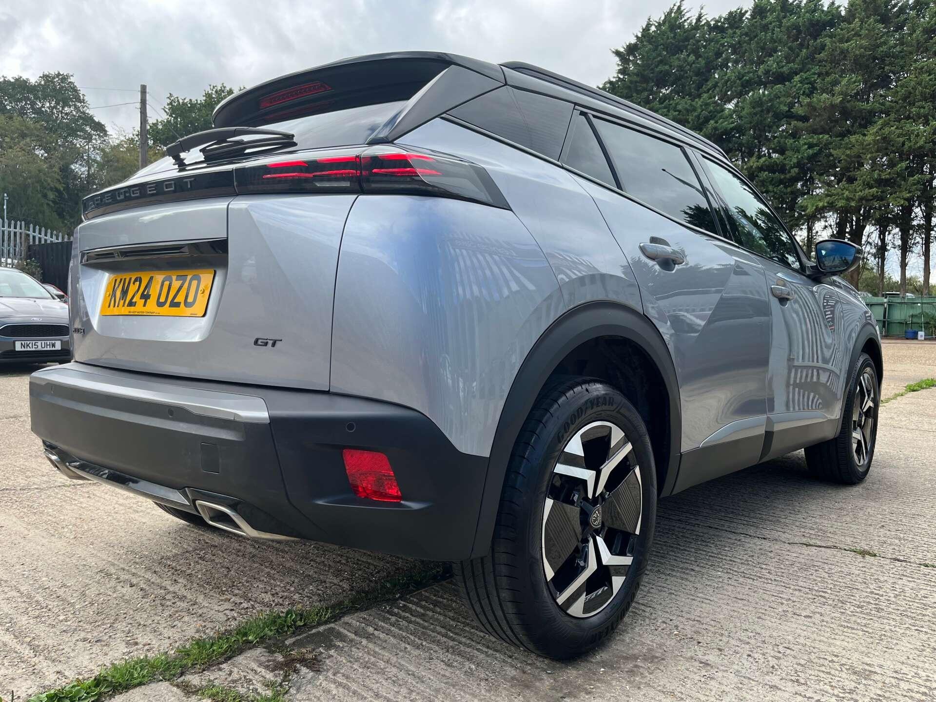 Peugeot 2008 view 14