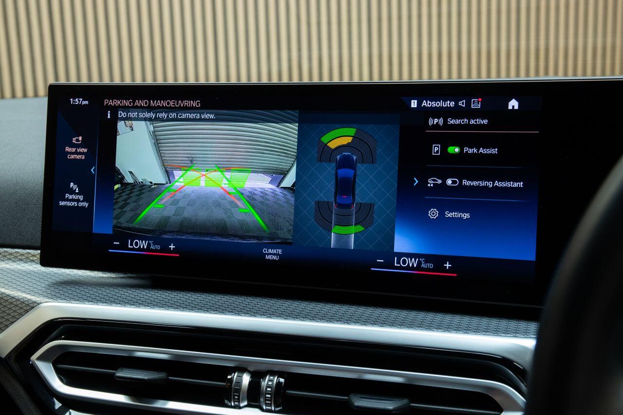 BMW 3 Series view 31