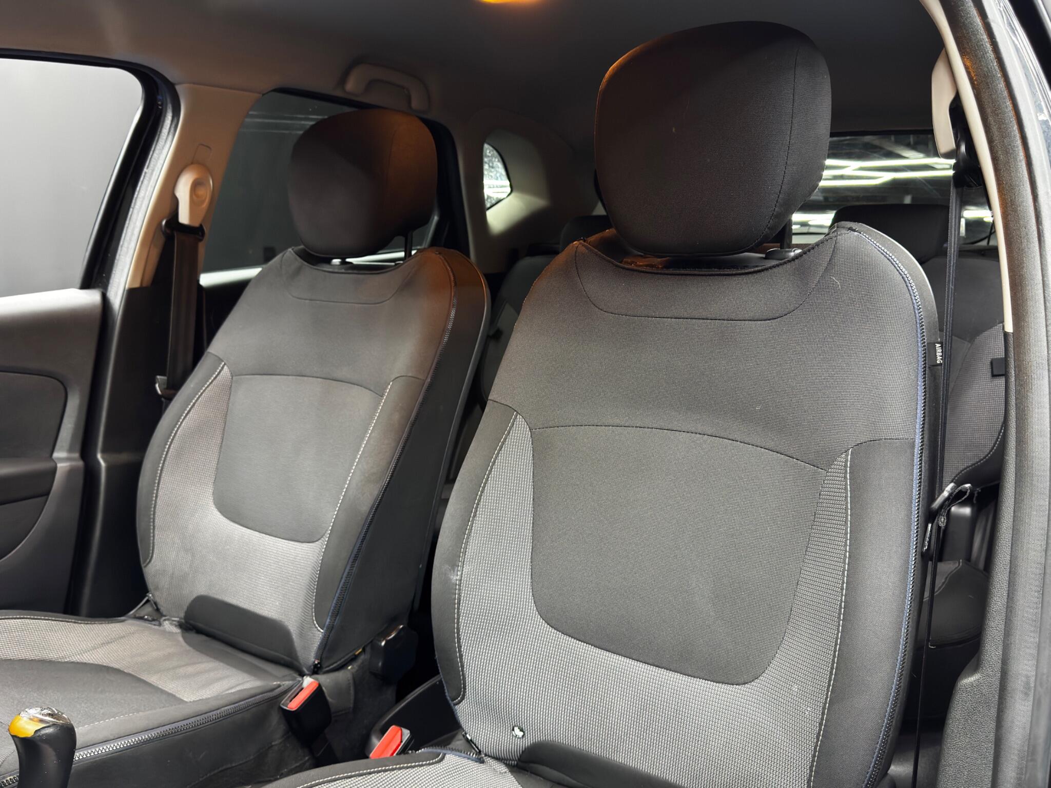 Renault Captur view 14