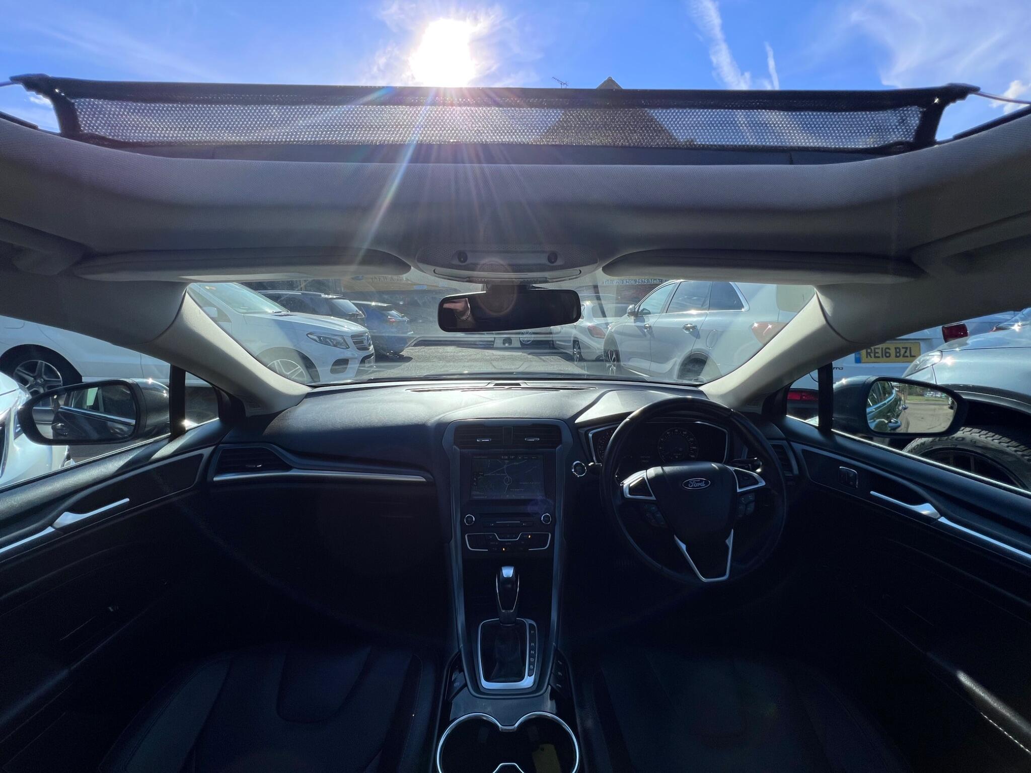Ford Mondeo view 2