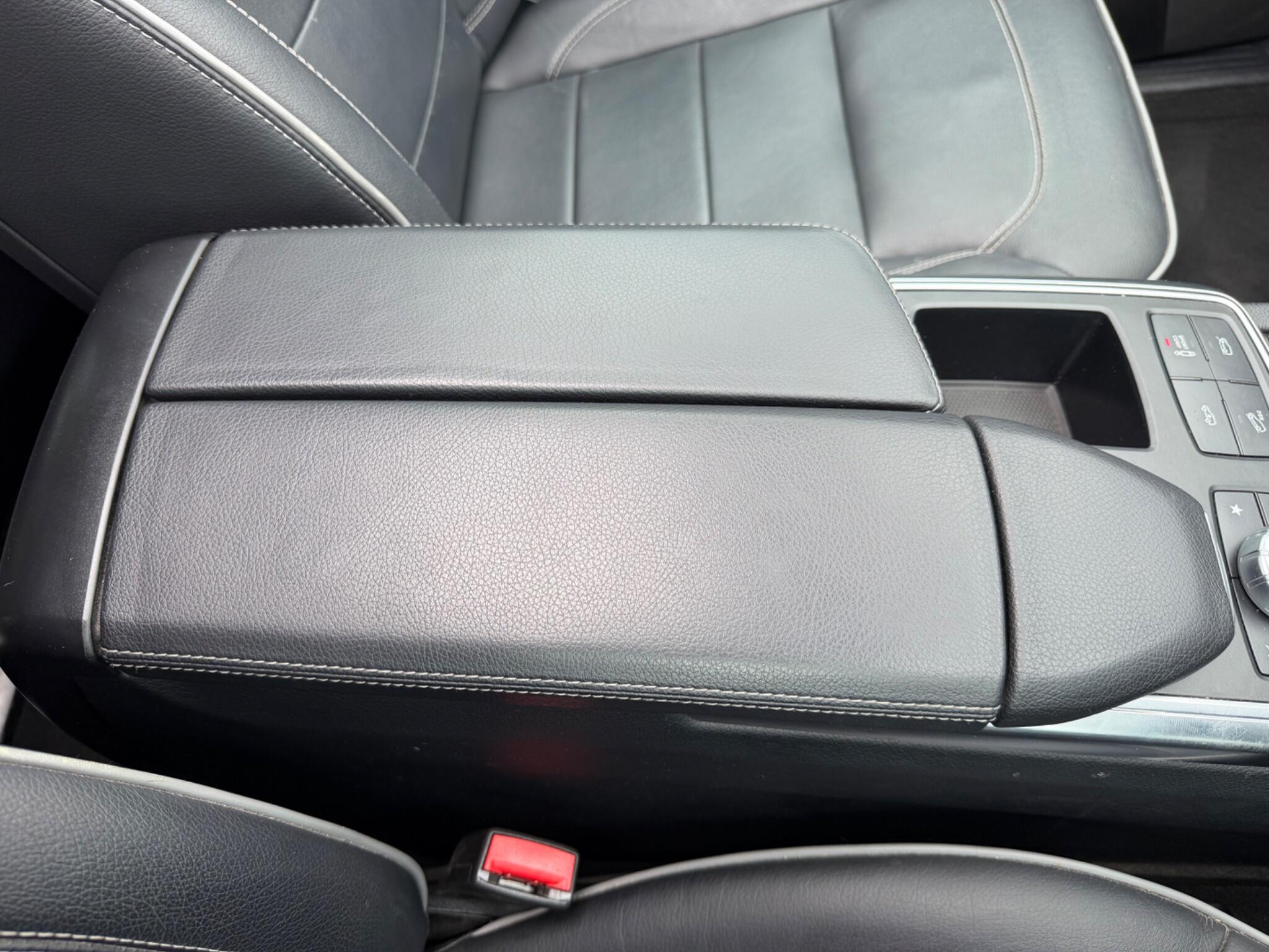 Mercedes-Benz GL view 45