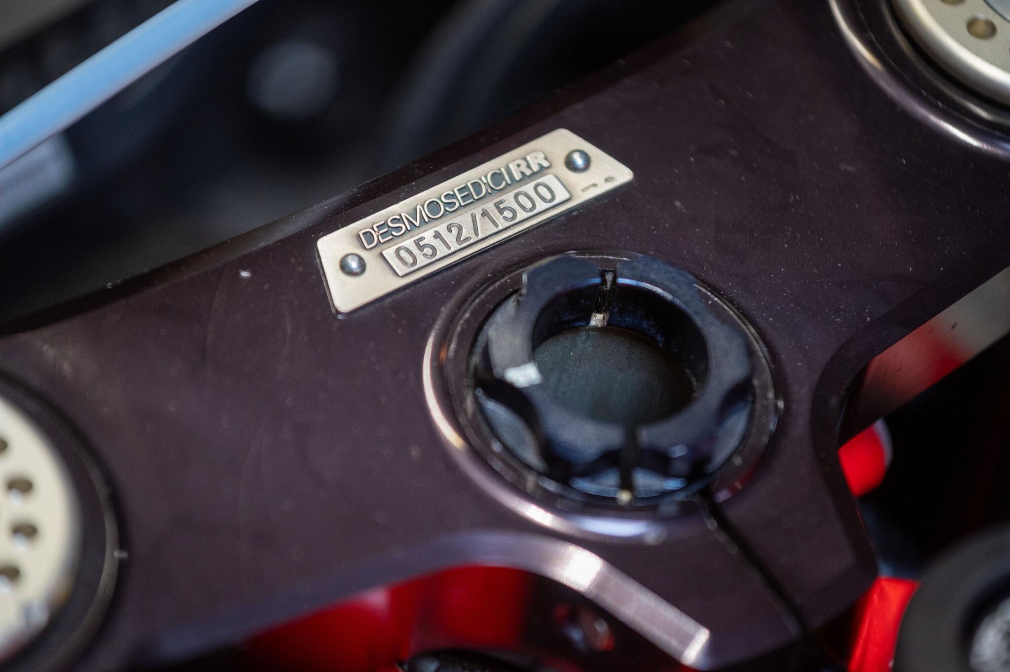 Ducati Desmosedici RR view 18