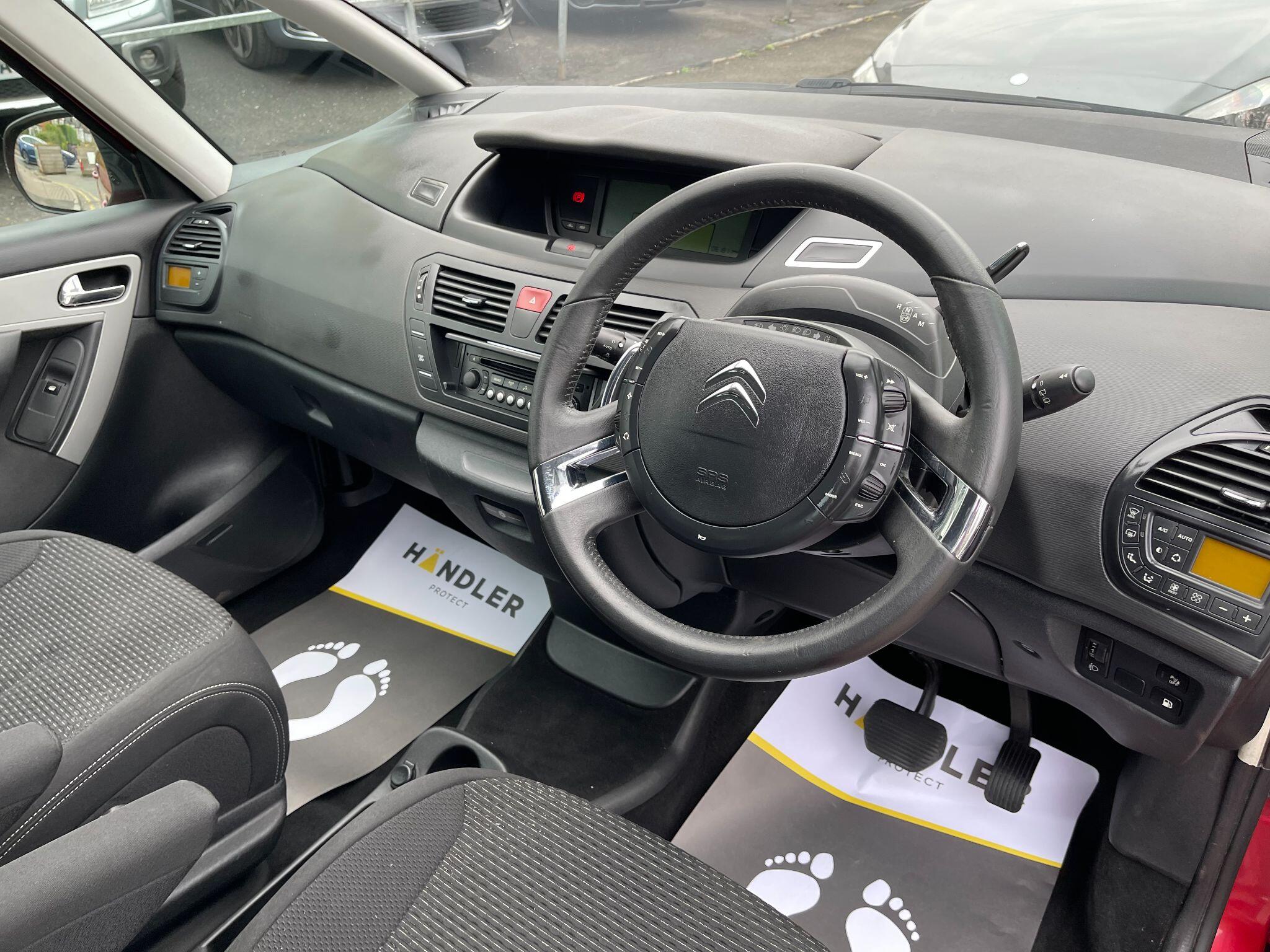Citroen Grand C4 Picasso view 25