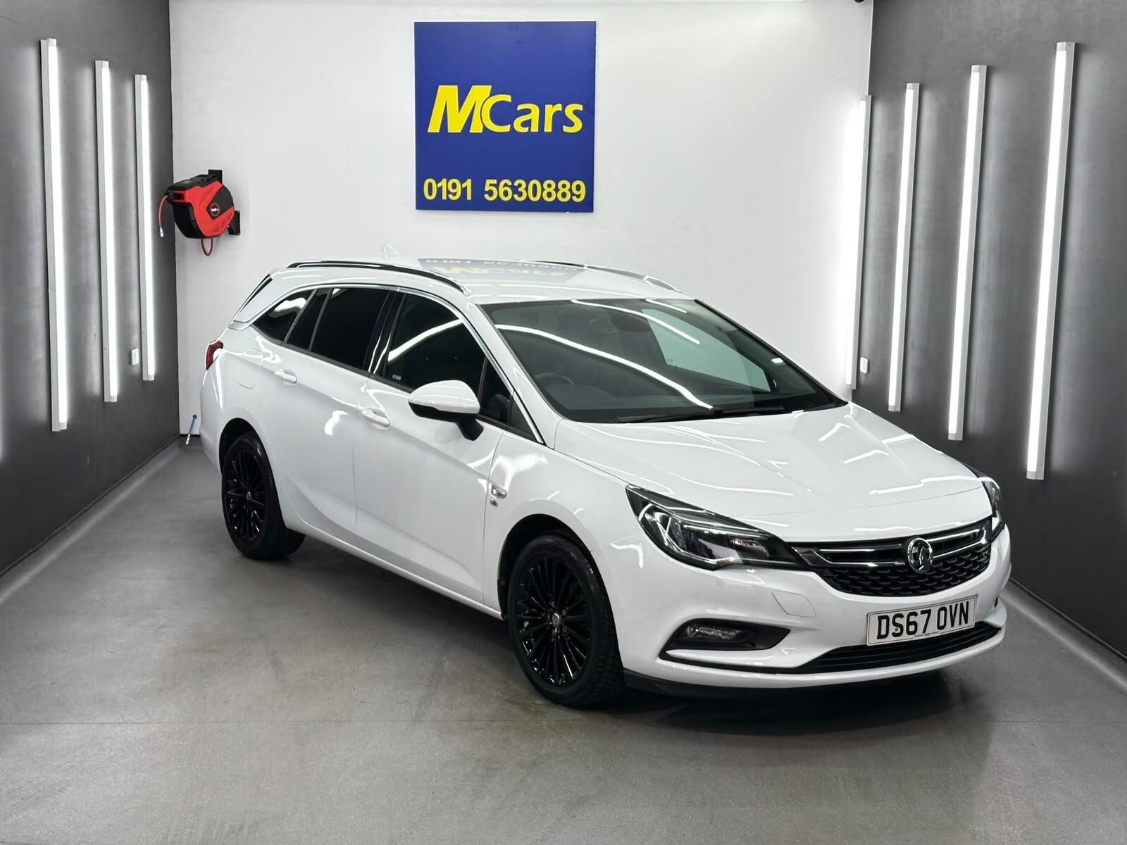 Vauxhall Astra view 4