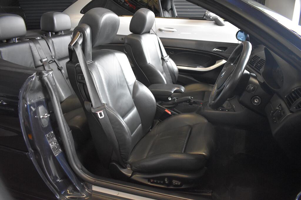 BMW M3 view 9