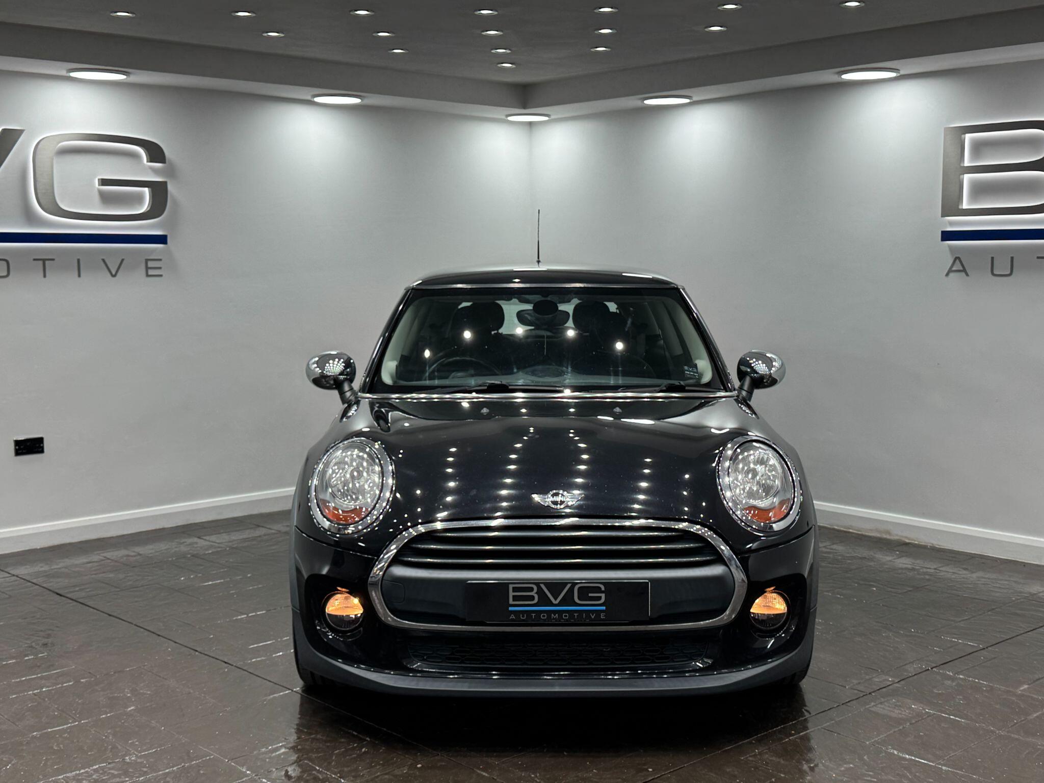 Mini Hatch view 4