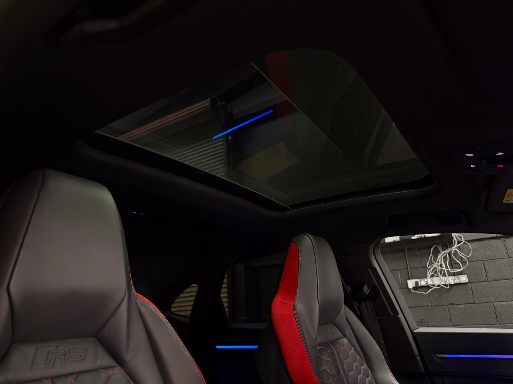Audi RS Q3 view 52