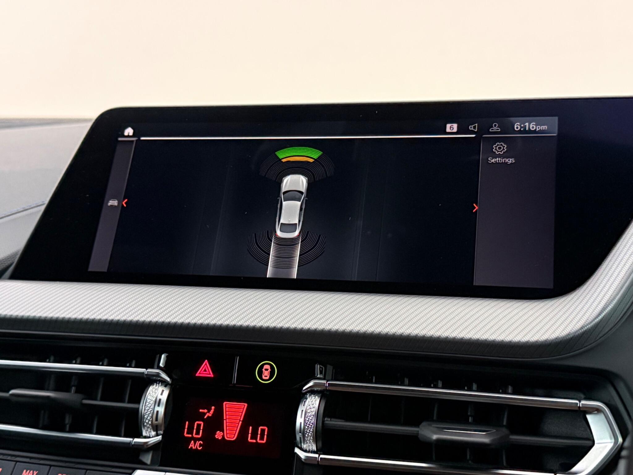 BMW 2 Series view 24