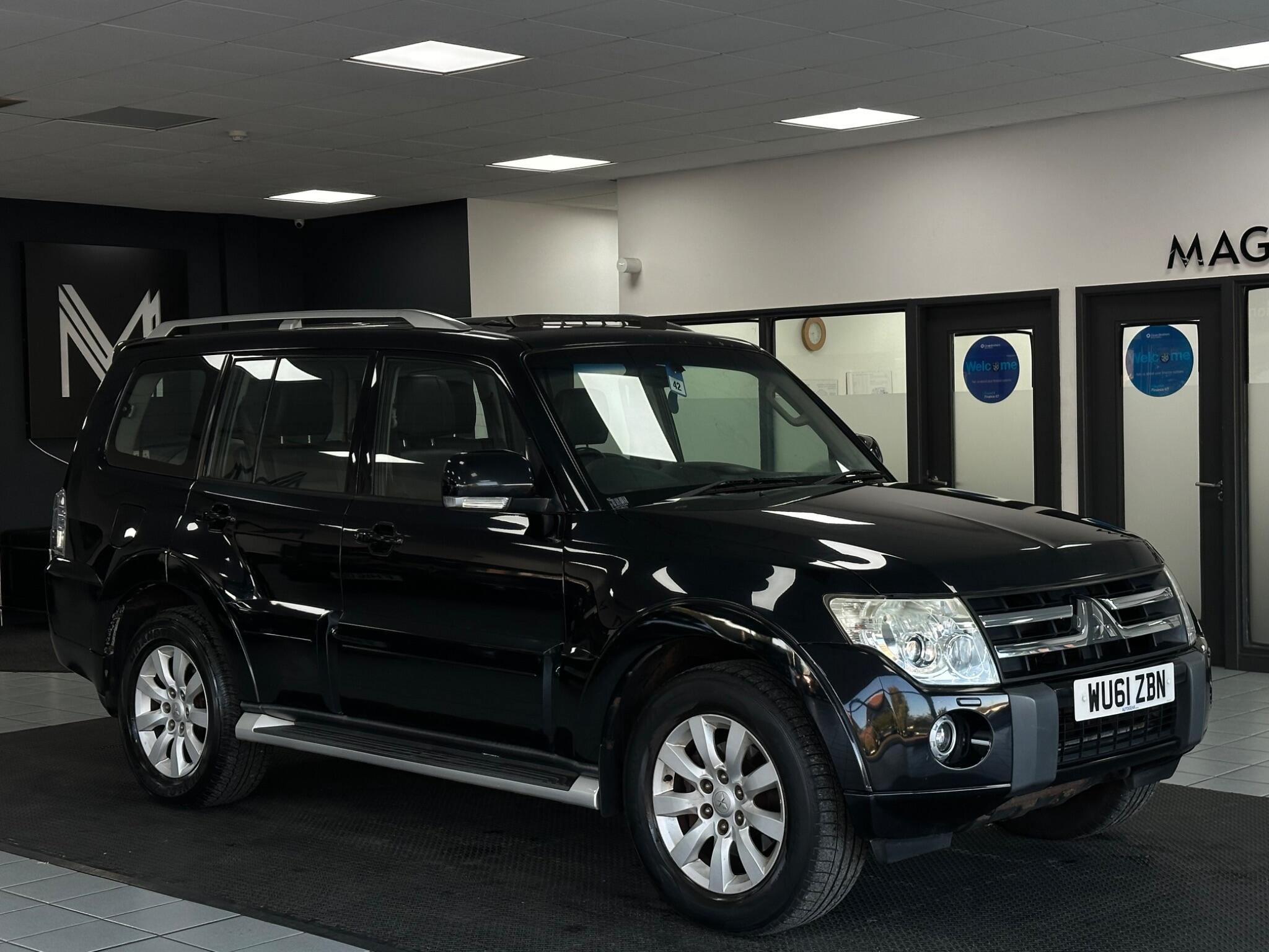 Mitsubishi Shogun view 2