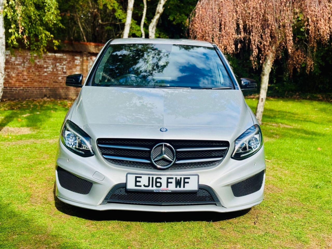Mercedes-Benz B-Class view 3