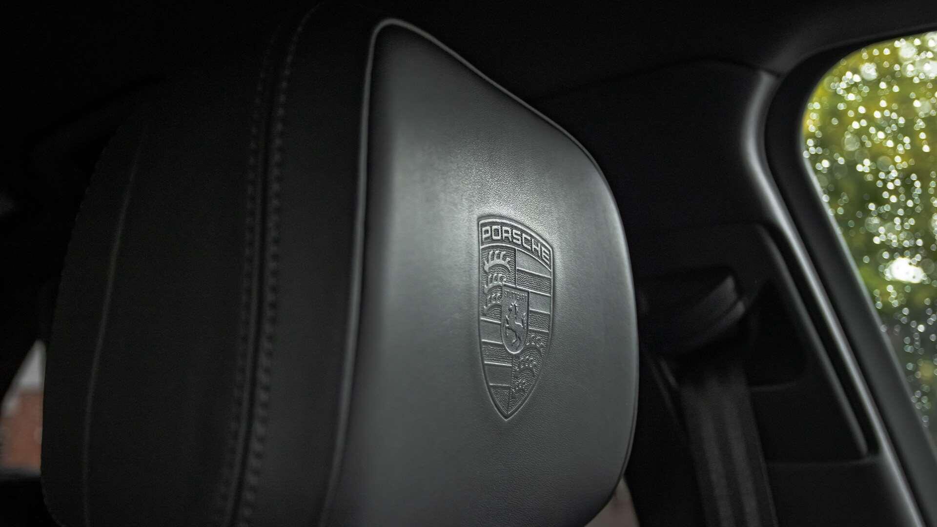Porsche Macan view 17