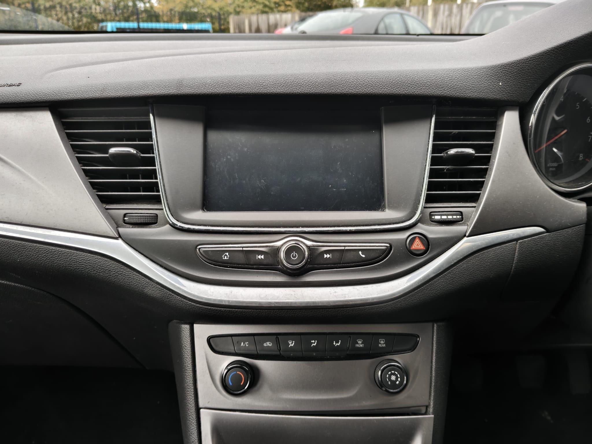Vauxhall Astra view 20