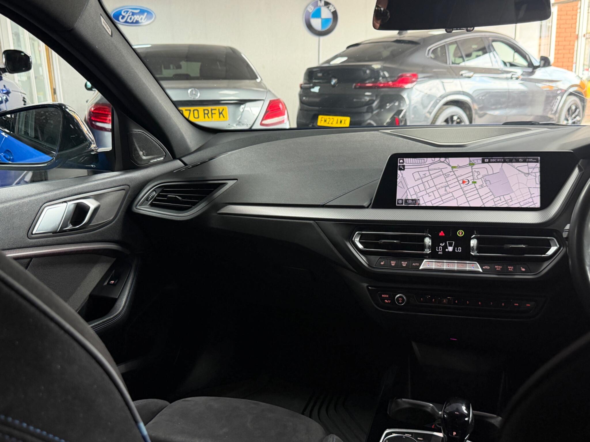 BMW 1 Series view 69