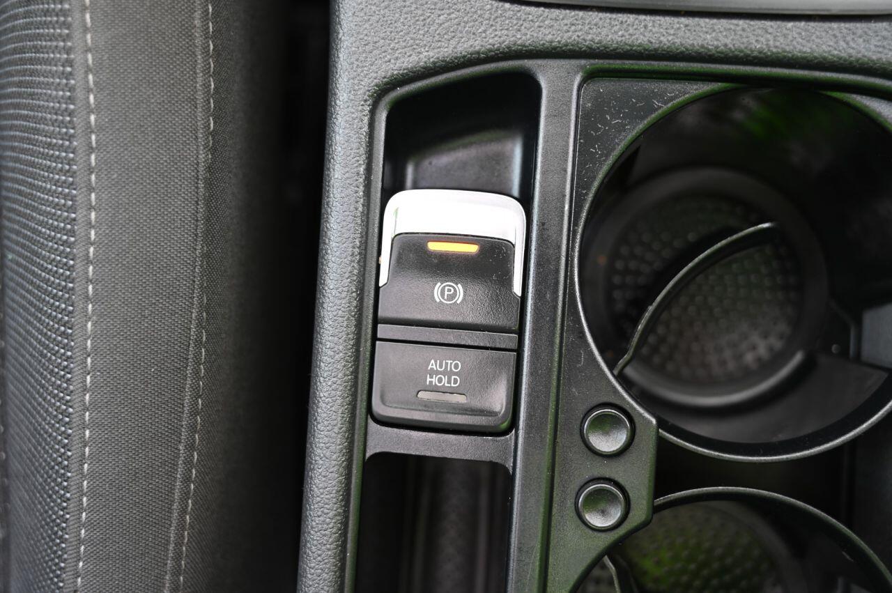 Volkswagen Touran view 33