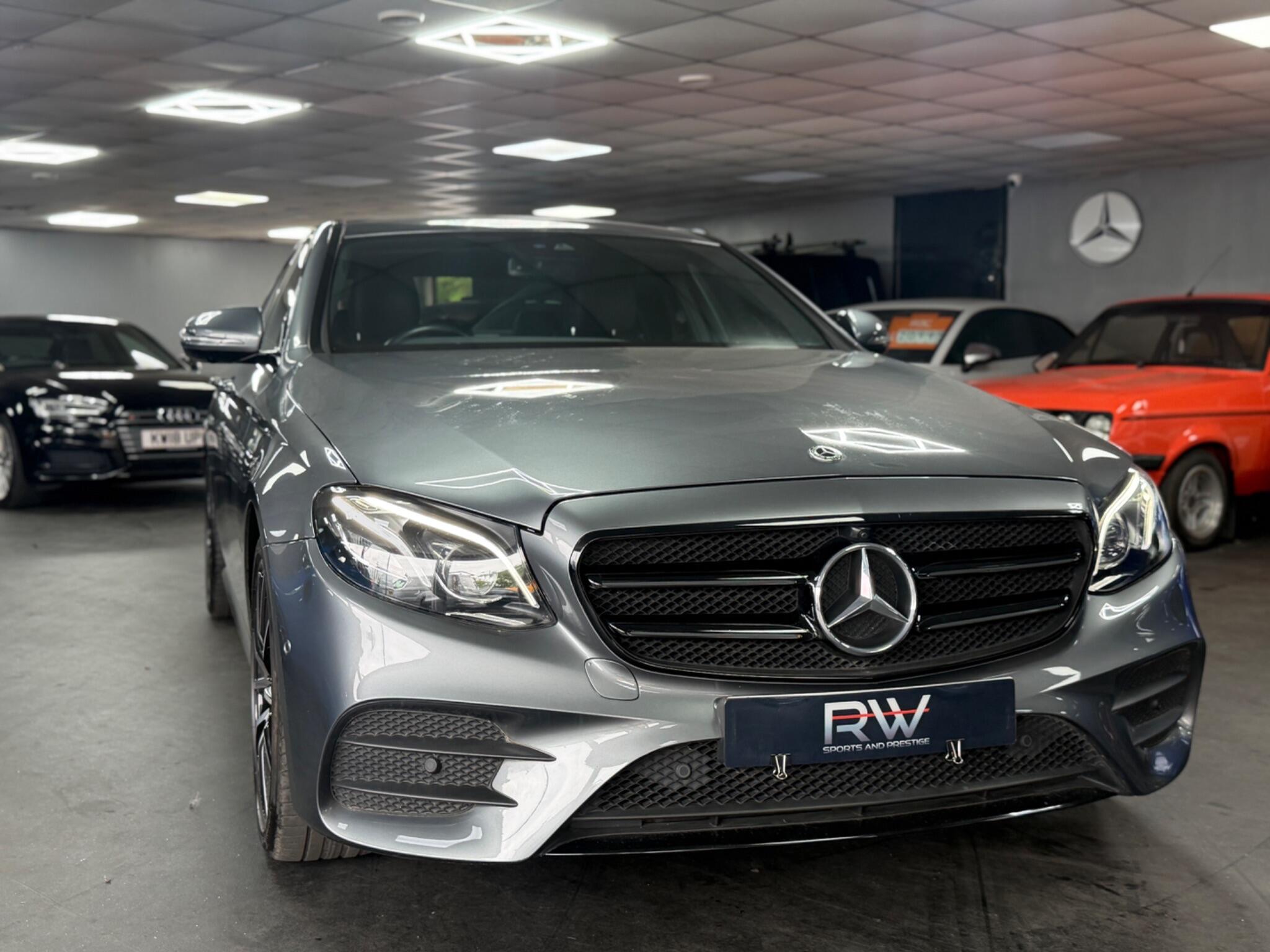 Mercedes-Benz E Class view 18