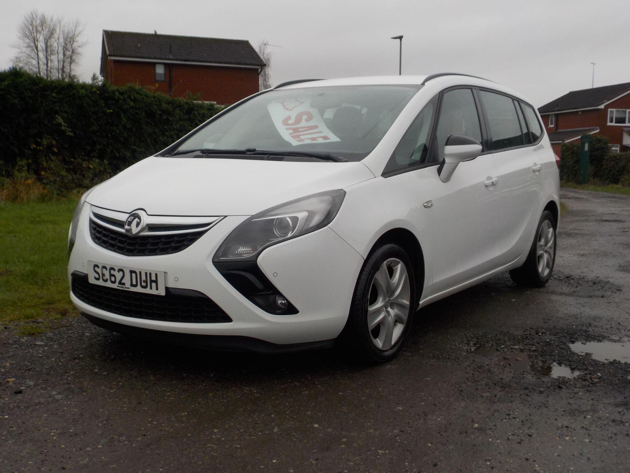 Vauxhall Zafira Tourer 1.8 16V Exclusiv Euro 5 5dr