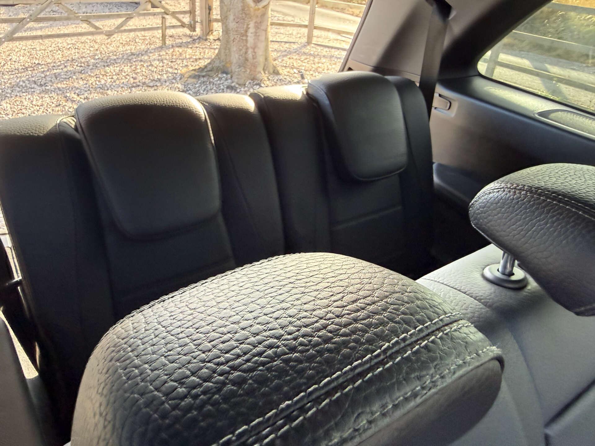 Mercedes-Benz GLS view 17