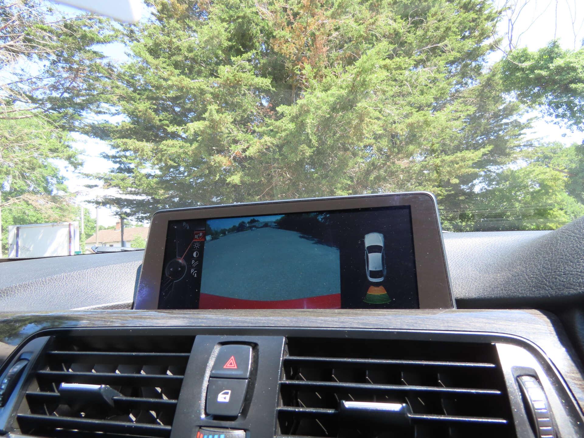 BMW 4 Series view 14